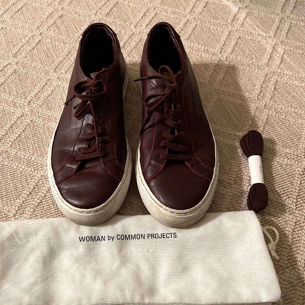 WOMAN by Common Projects Maroon Sneakers. Size 39.